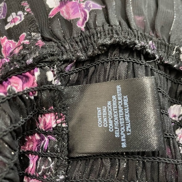 WAYF Eileen smocked off the shoulder top blouse size small balloon sleeves - Picture 12 of 14